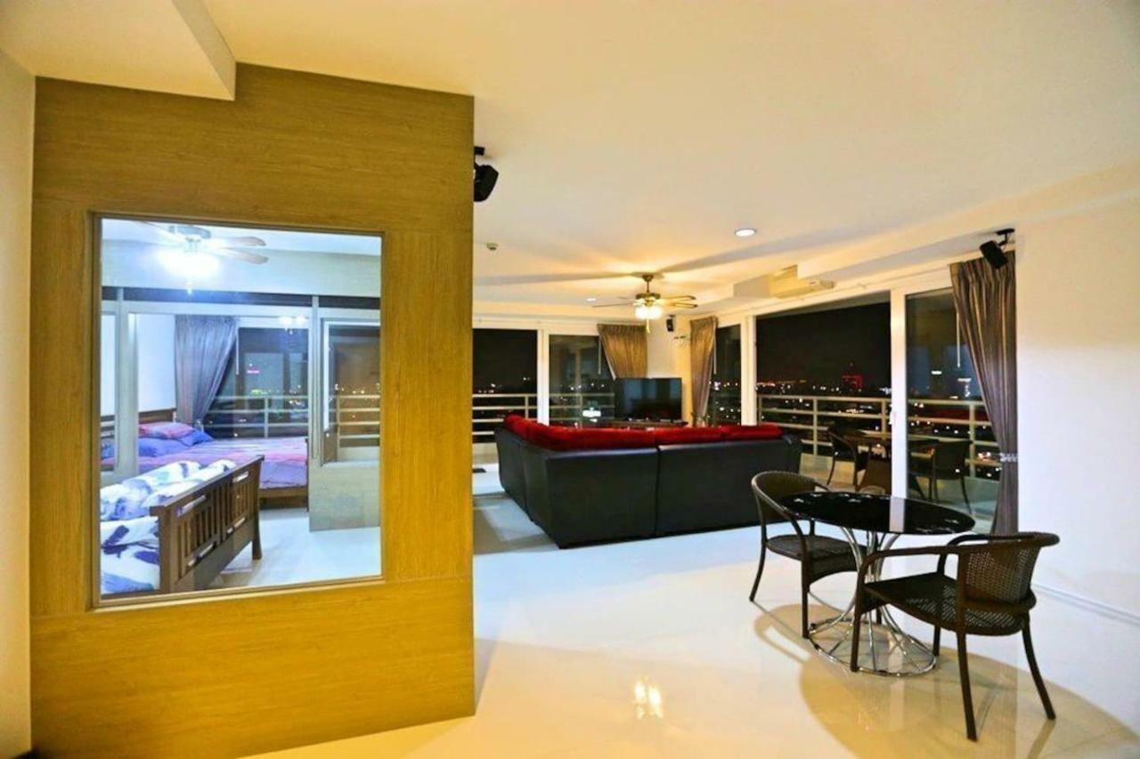 View Talay 6, 2 Bedrooms, Pattaya City Centre, Beach Road Extérieur photo